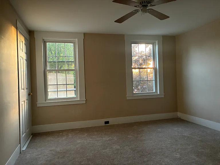 26 Prospect St #1 — Photo 2