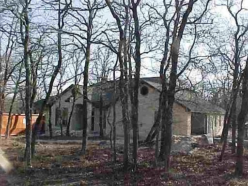 2nd image of 121 MORNING GLORY DR