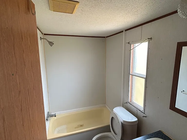 80 San Antonio St #STREET84 — Photo 5