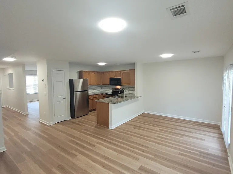 625 Chase Ln — Photo 11
