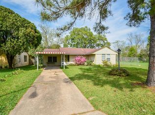 5515 Flamingo Dr, Houston, TX 77033