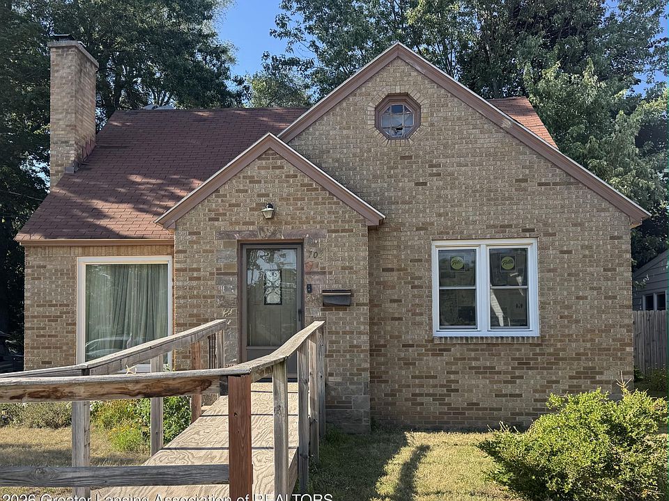 1st image of 703 Alger St SE