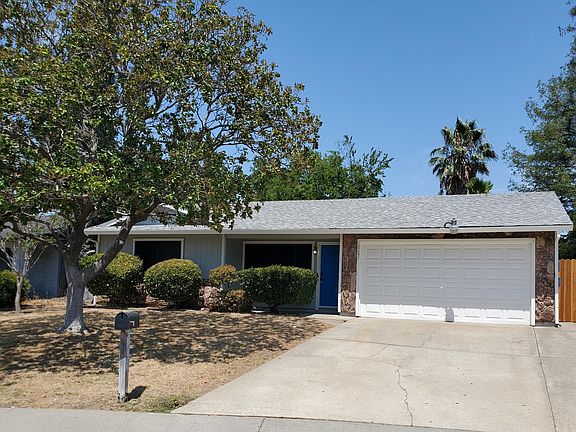 2nd image of 8287 Newfield Cir