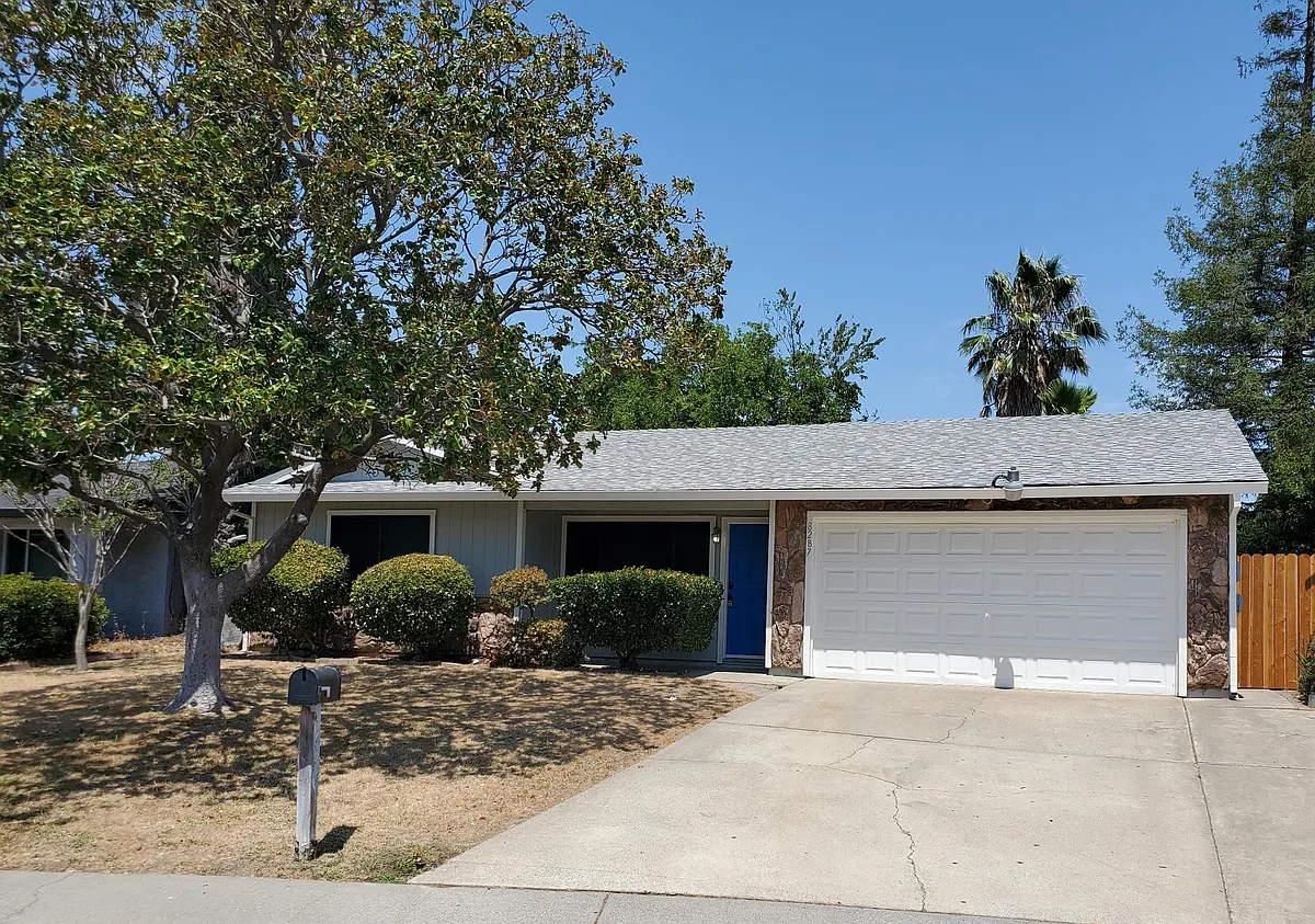 Building Photo - 8287 Newfield Cir