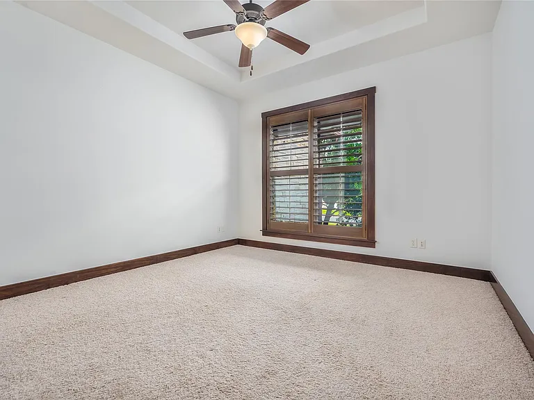 308 Golden Bear Dr — Photo 24