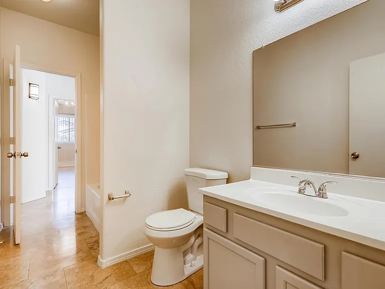 8726 W Bobby Lopez Dr — Photo 22