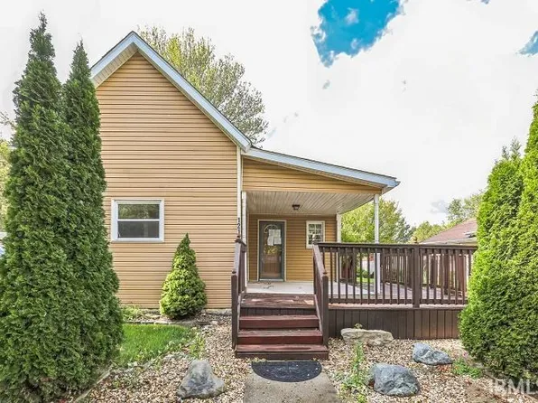 121 Meridian St, Shirley, IN 47384