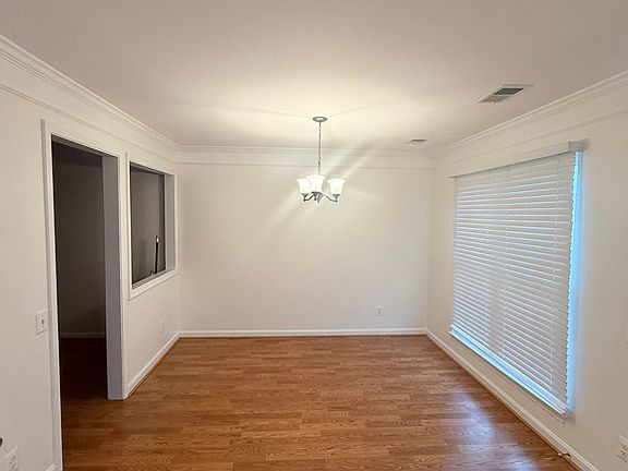 5th image of 8216 Catbird Cir Unit 201
