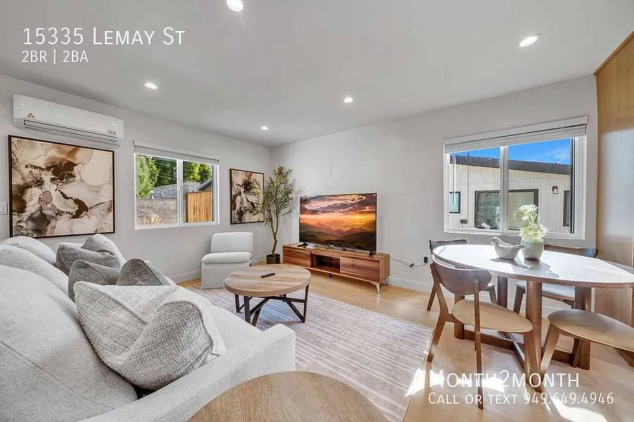 Chic Abode on Lemay — Photo 4