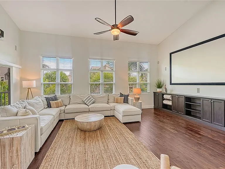 1145 Horizon View Dr — Photo 7