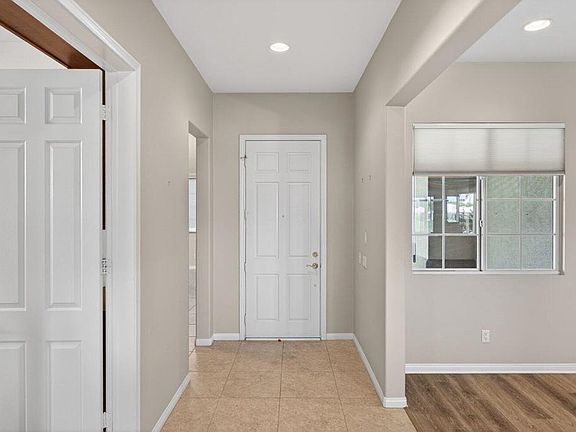3rd image of 80610 Prestwick Pl