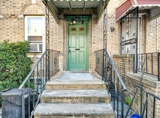 3151 47th St, Astoria, NY 11103