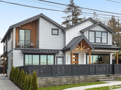 7916 122nd Avenue NE #B, Kirkland, WA, 98033