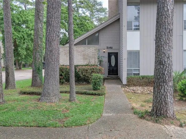 2141 Lake Village Dr, Humble, TX 77339