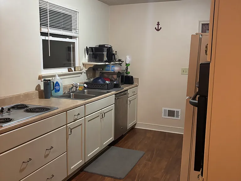 1505 Augusta St — Photo 10