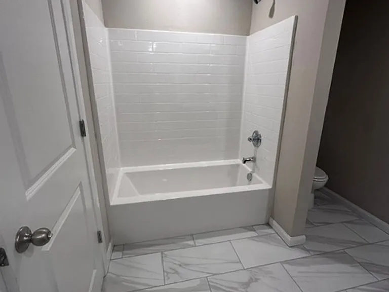 8105 Solare Pl — Photo 19