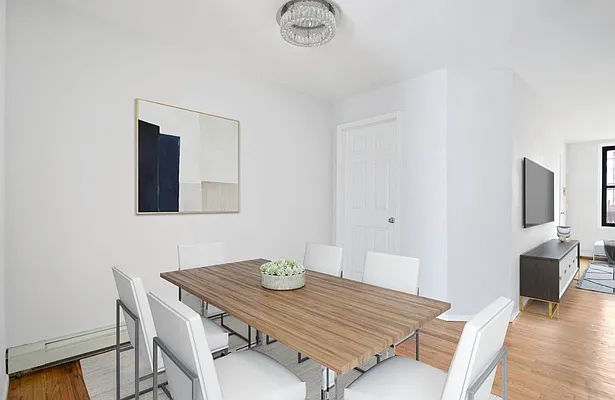 Rented by Compass | media 19