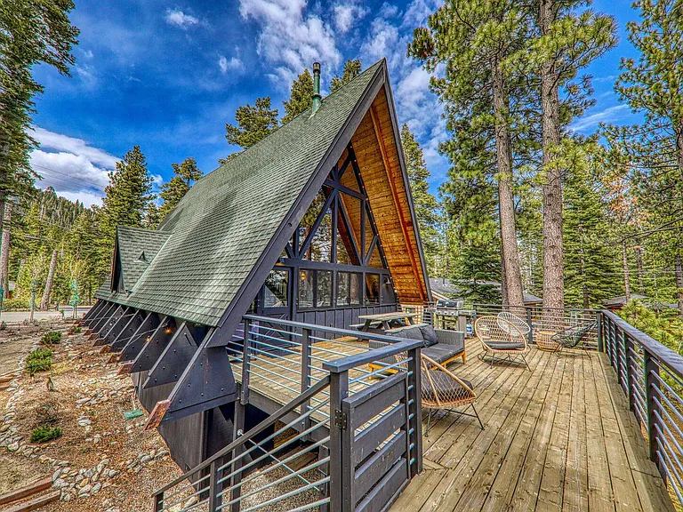 357 Sierra Dr — Photo 30
