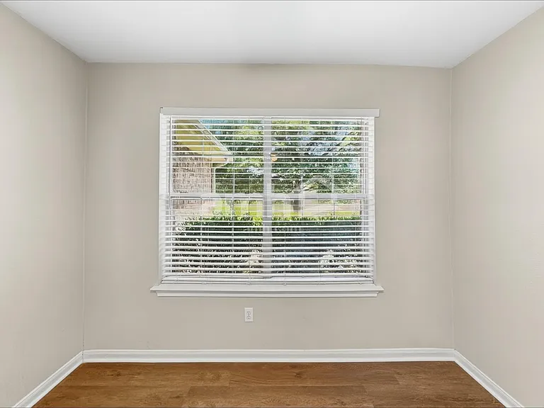 790 Goldenrod St — Photo 12