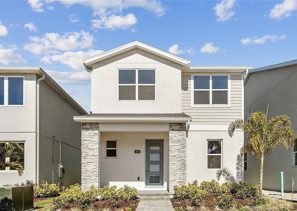 1st image of 1815 Crowncrest Dr