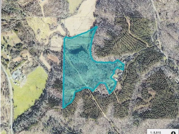 390 Cantrell Ln, Waleska, GA 30183