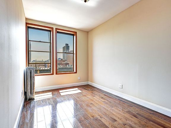 2nd image of 531 W 179th St APT 31