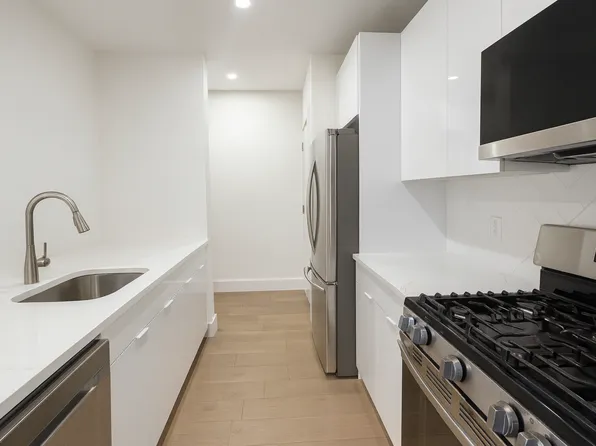 640 Ditmas Avenue image 3 of 11