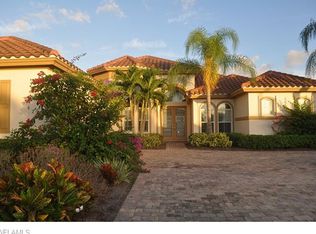 9739 Nickel Ridge Cir, Naples, FL 34120