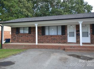 153 W College St, Stanley, NC 28164