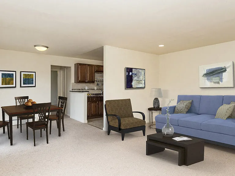 Bennington Station Apartments — Photo 5