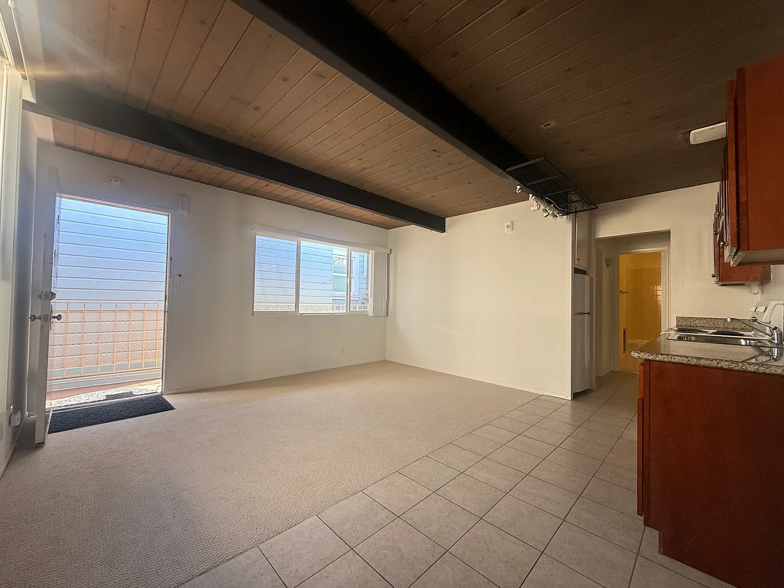 1 bed, $3,250 — Photo 2
