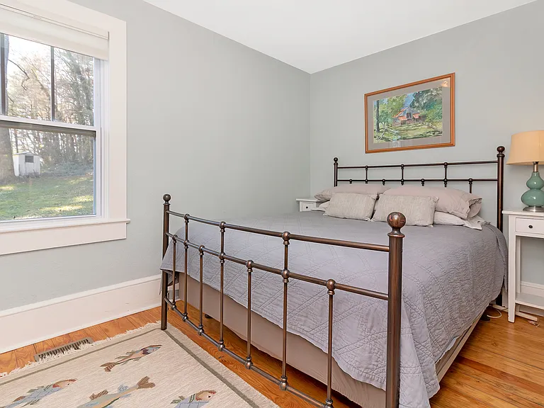63 Lingerlong Ln — Photo 8