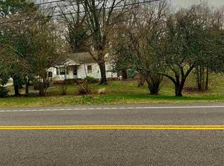 763 E Meeting St, Dandridge, TN 37725