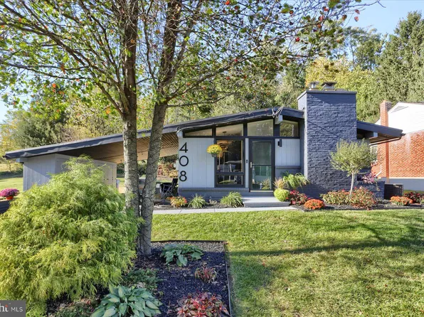 408 N Duke St, Hummelstown, PA 17036