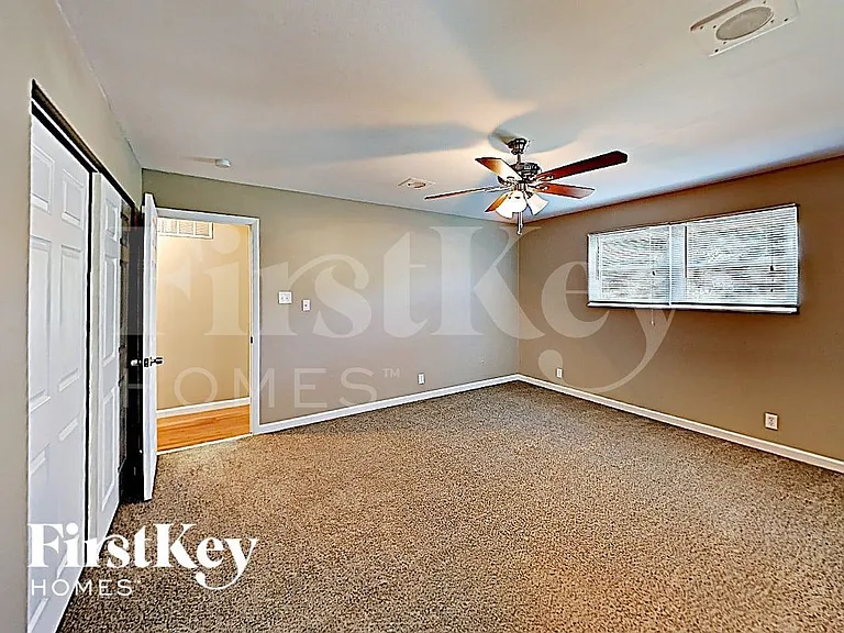6 Rouen Ct — Photo 9