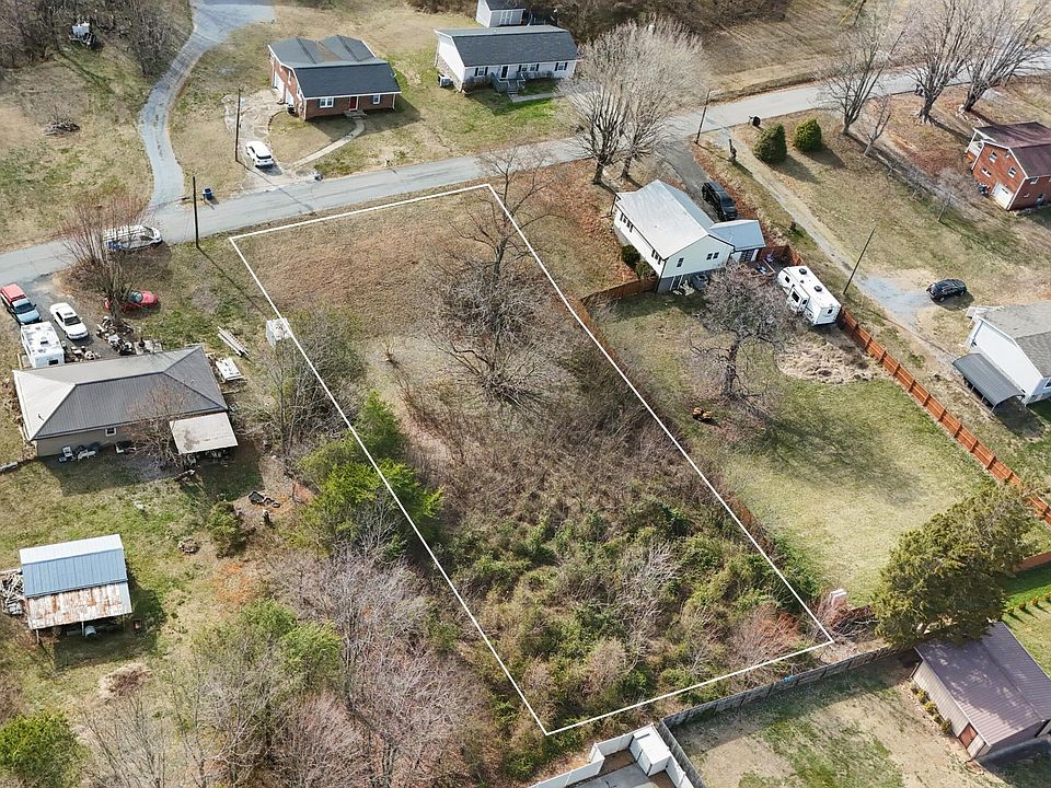 2nd image of Shelby Ave