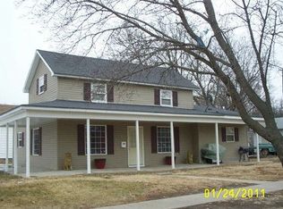 421 W 9th St, Grand Island, NE 68801