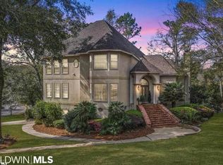 172 Clubhouse Cir, Fairhope, AL 36532