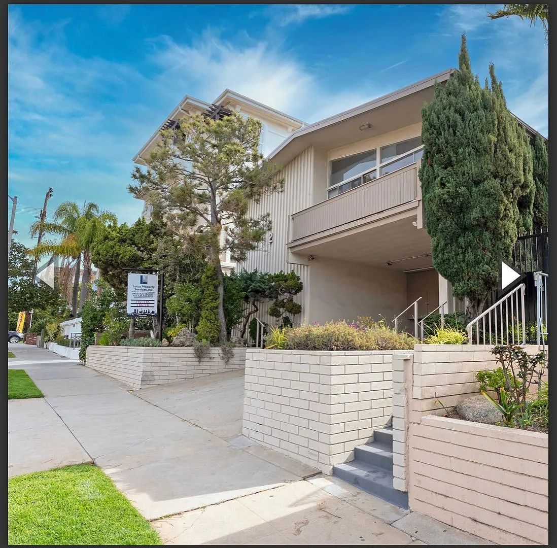 11712Darl — Photo 2