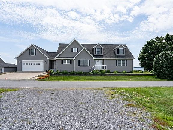 3rd image of 28008 Stony Point Rd