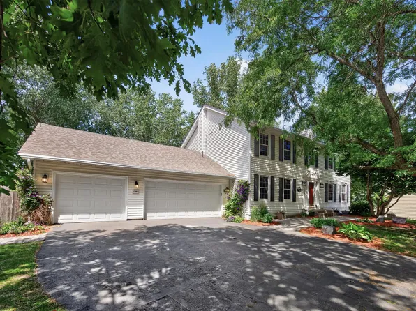 17664 Kettering Trl, Lakeville, MN 55044