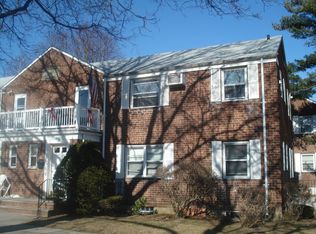 26033 74th Ave FL 2, Glen Oaks, NY 11004