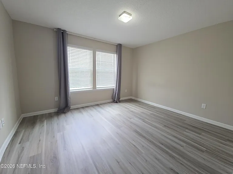 12784 Josslyn Ln — Photo 13
