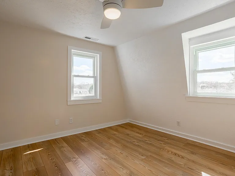 31245 Mohican Dr — Photo 31