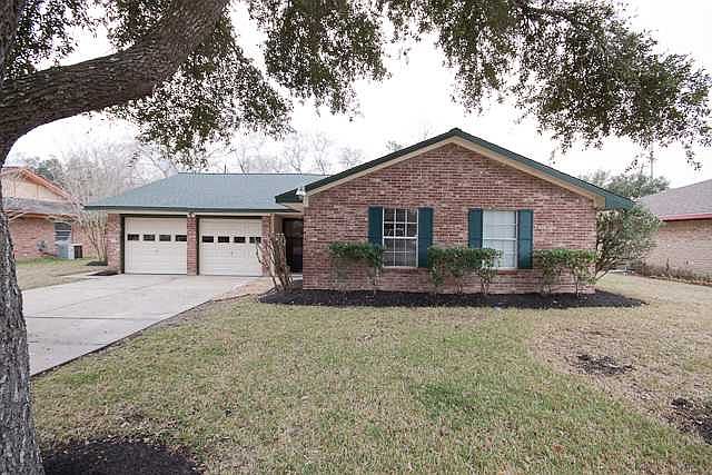 1st image of 513 Mary Ann Dr