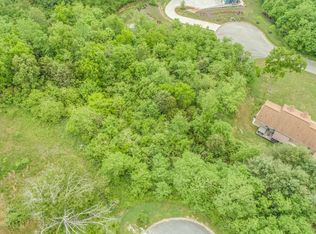 130 Riesling Ct, Loudon, TN 37774