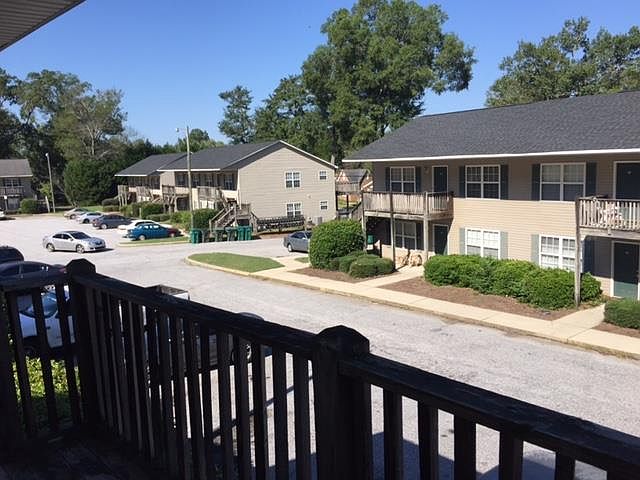 1st image of 103 Hazelwood Ct