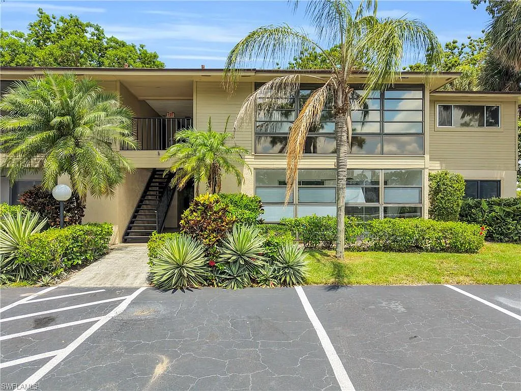 2 bed, 2.0 bath, 830 sqft, $1,400 — Photo 4