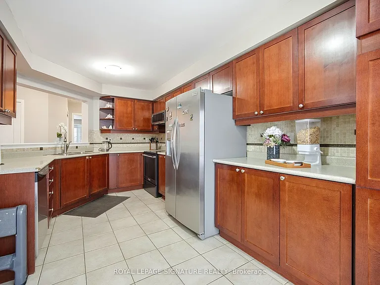92 Owlridge Dr — Photo 8