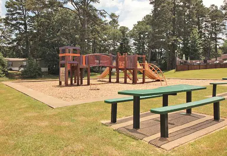 Shiloh Pines — Photo 5